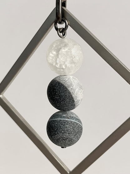 Stone Reflection Necklace